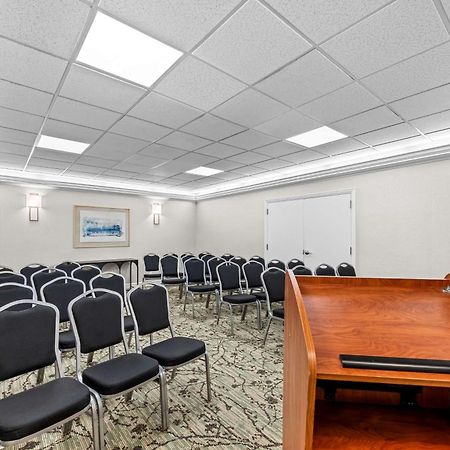 Best Western Plus Puyallup Hotel Exterior photo